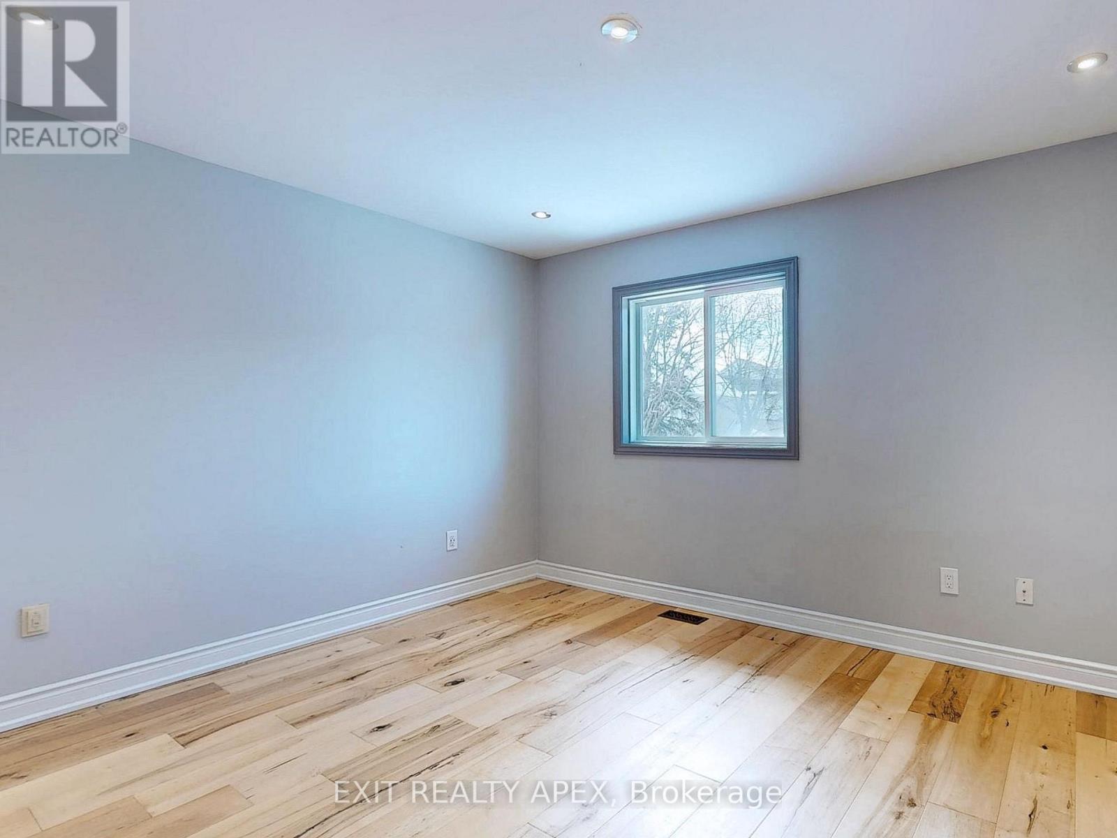 5552 Cortina Crescent, Mississauga, ON - Indoor Photo Showing Other Room
