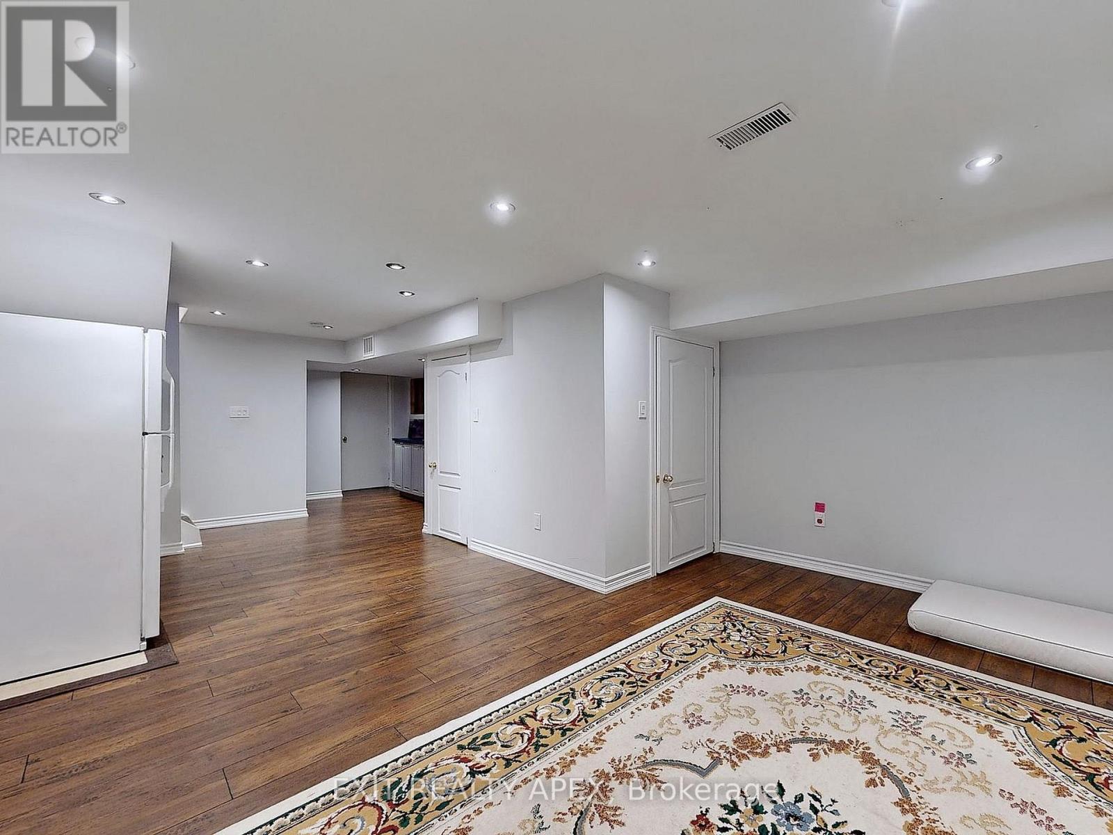 5552 Cortina Crescent, Mississauga, ON - Indoor Photo Showing Other Room