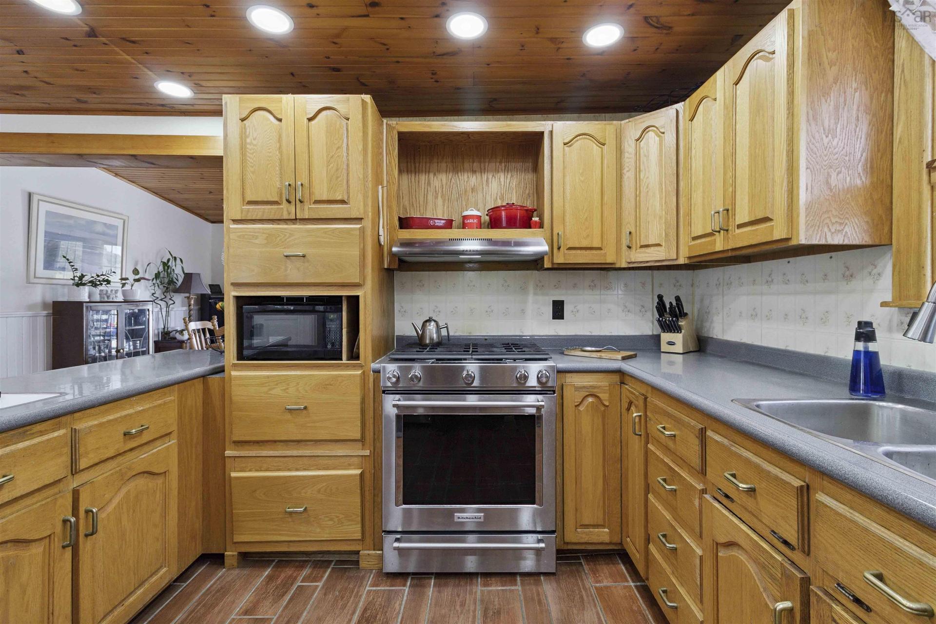 46 Roxbury Road, Port Medway, NS
