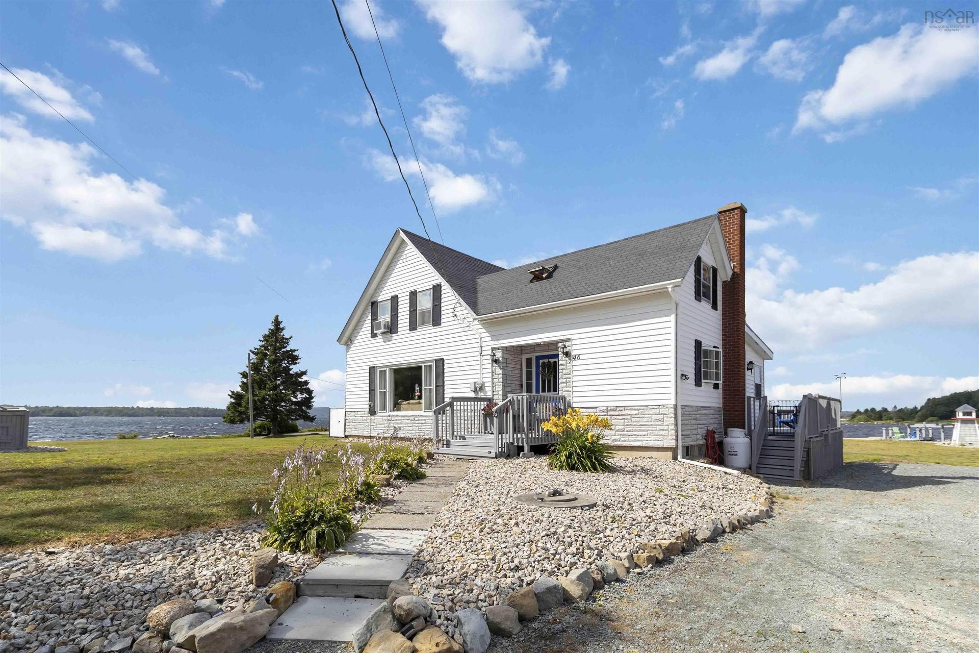 46 Roxbury Road, Port Medway, NS