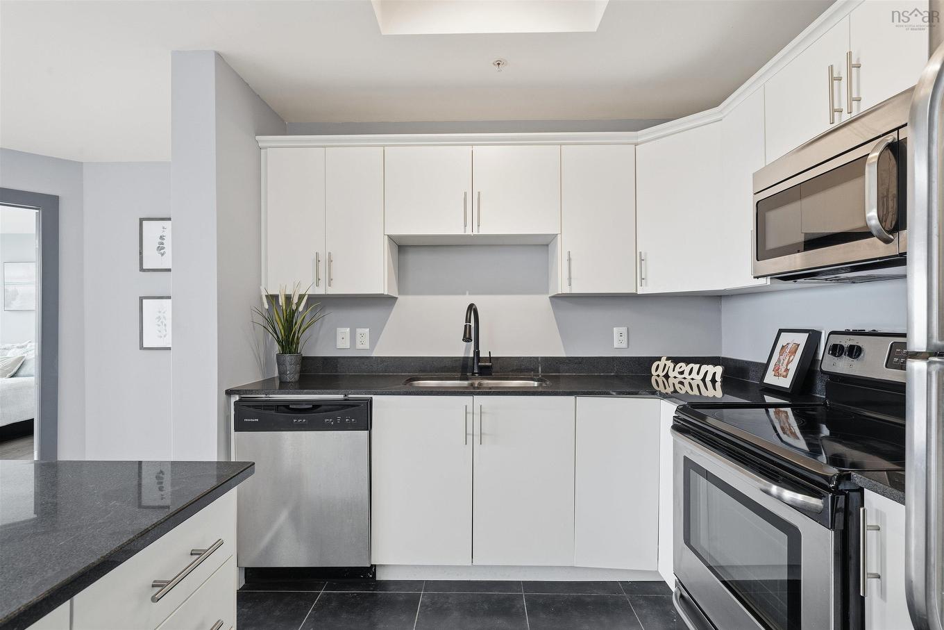 903 3471 Dutch Village Road, Halifax, NS