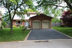 1303 HENLEY PLACE Oakville, ON L6H 2W1