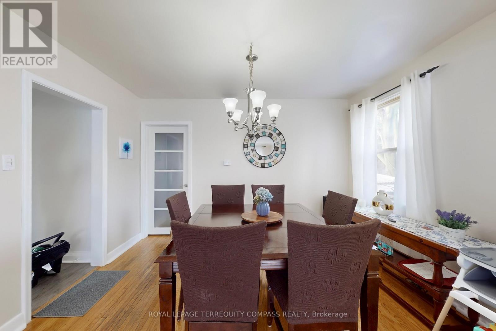 1568 Asgard Drive, Mississauga, ON - Indoor