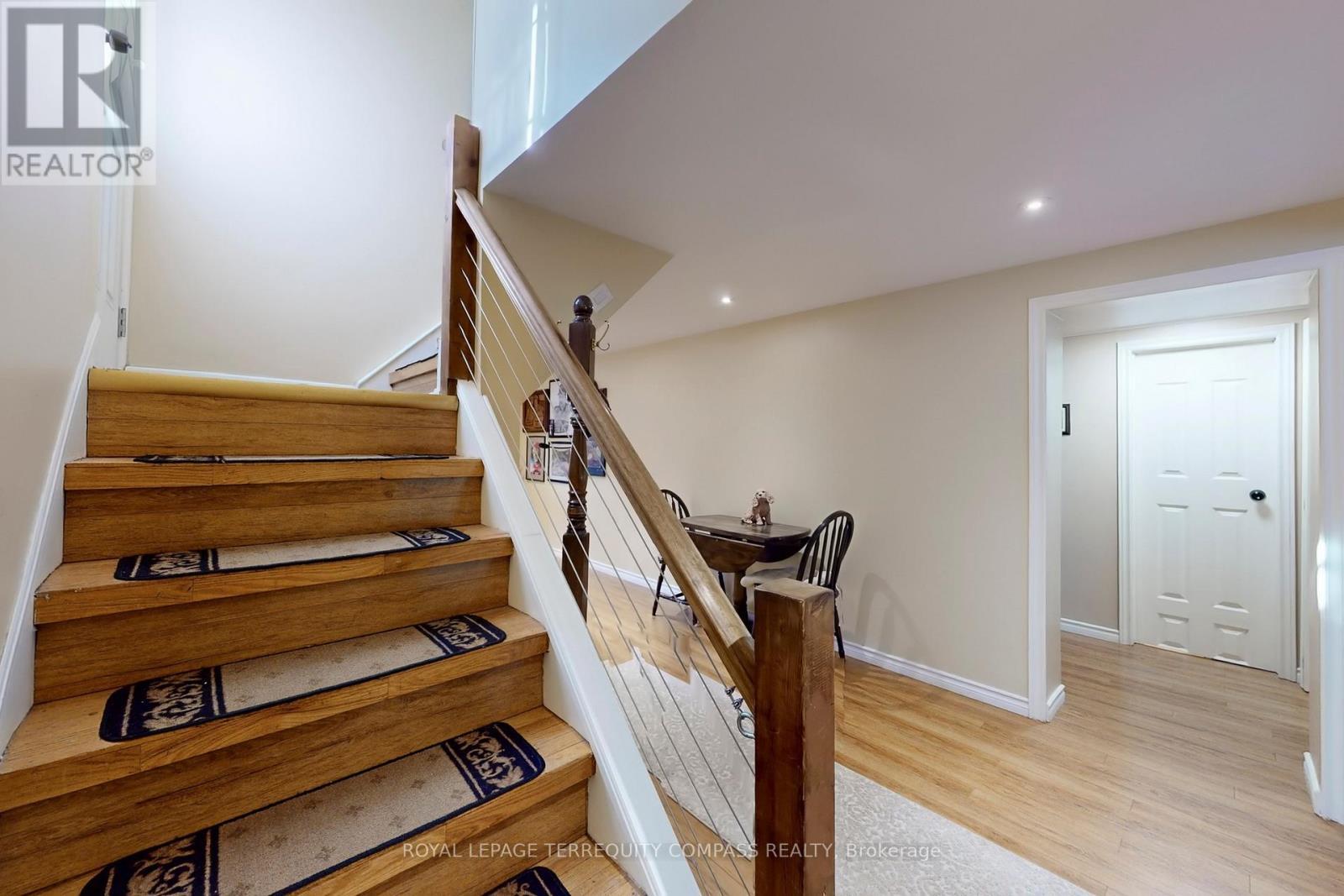 1568 Asgard Drive, Mississauga, ON - Indoor Photo Showing Other Room