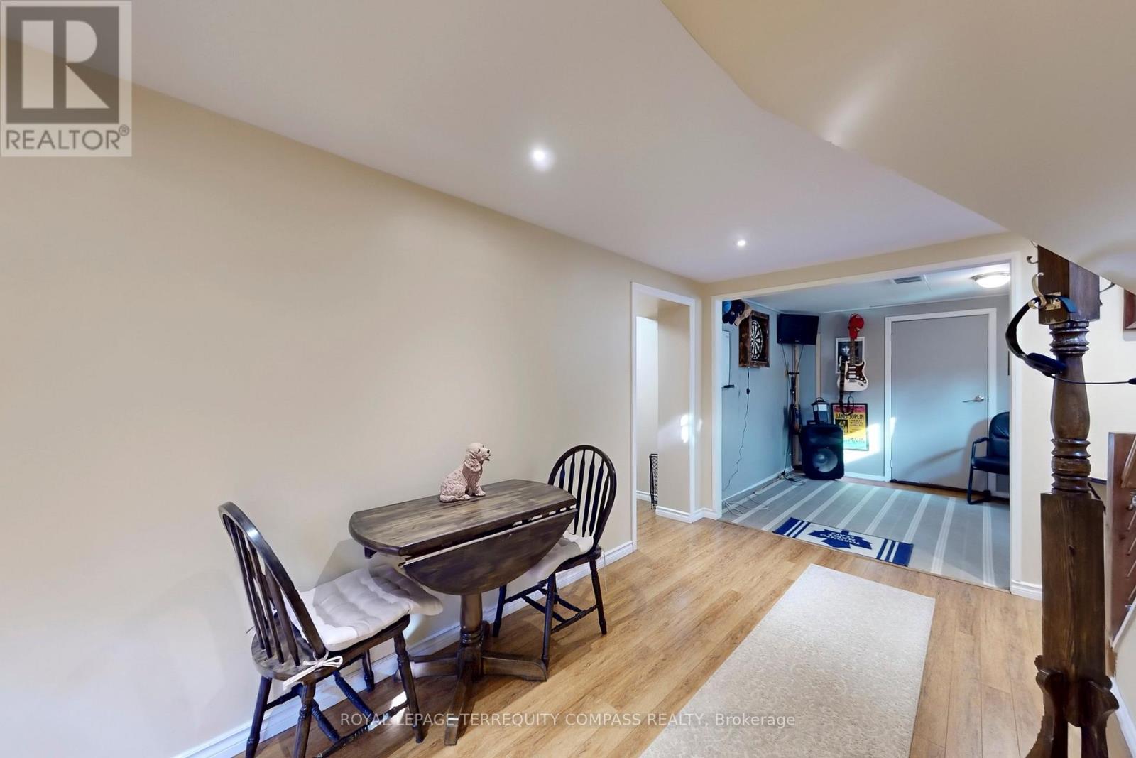 1568 Asgard Drive, Mississauga, ON - Indoor