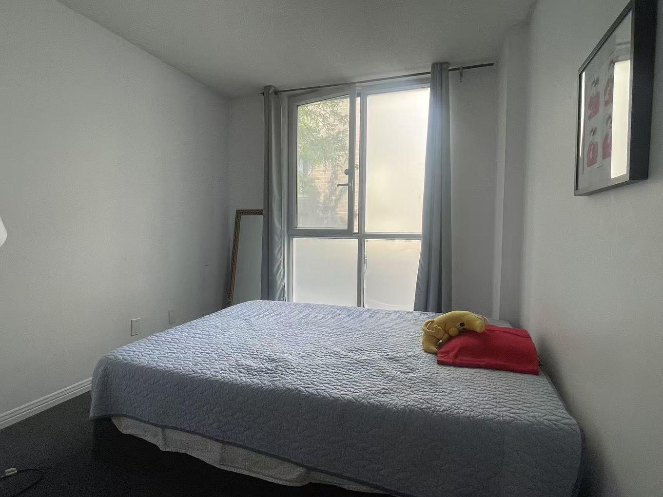 Bedroom - 158-98 Rue Charlotte, Montréal (Ville-Marie), QC - Indoor Photo Showing Bedroom