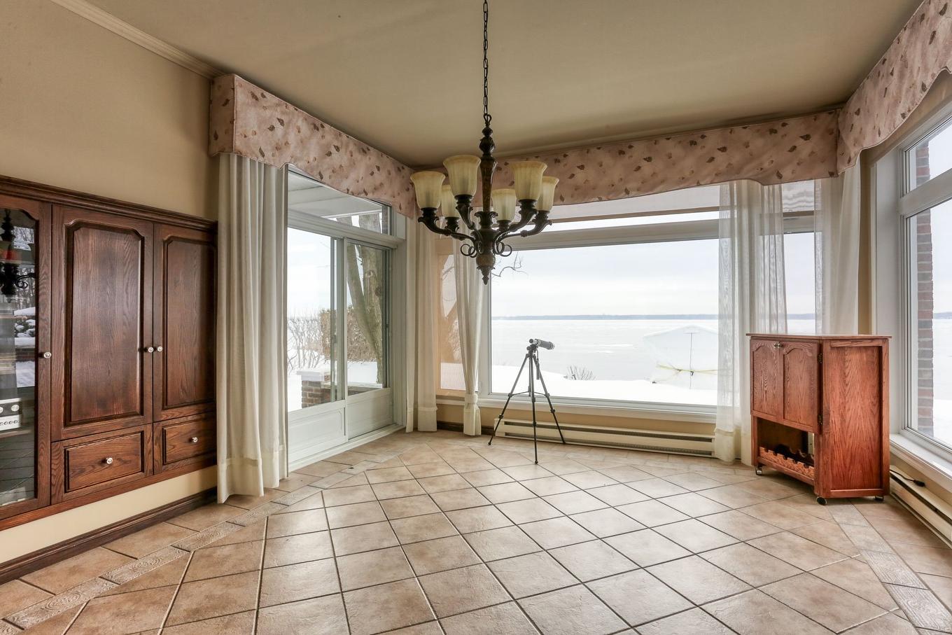 Solarium/Sunroom - 3540 Rue Notre-Dame E., Trois-Rivières, QC - Indoor Photo Showing Other Room