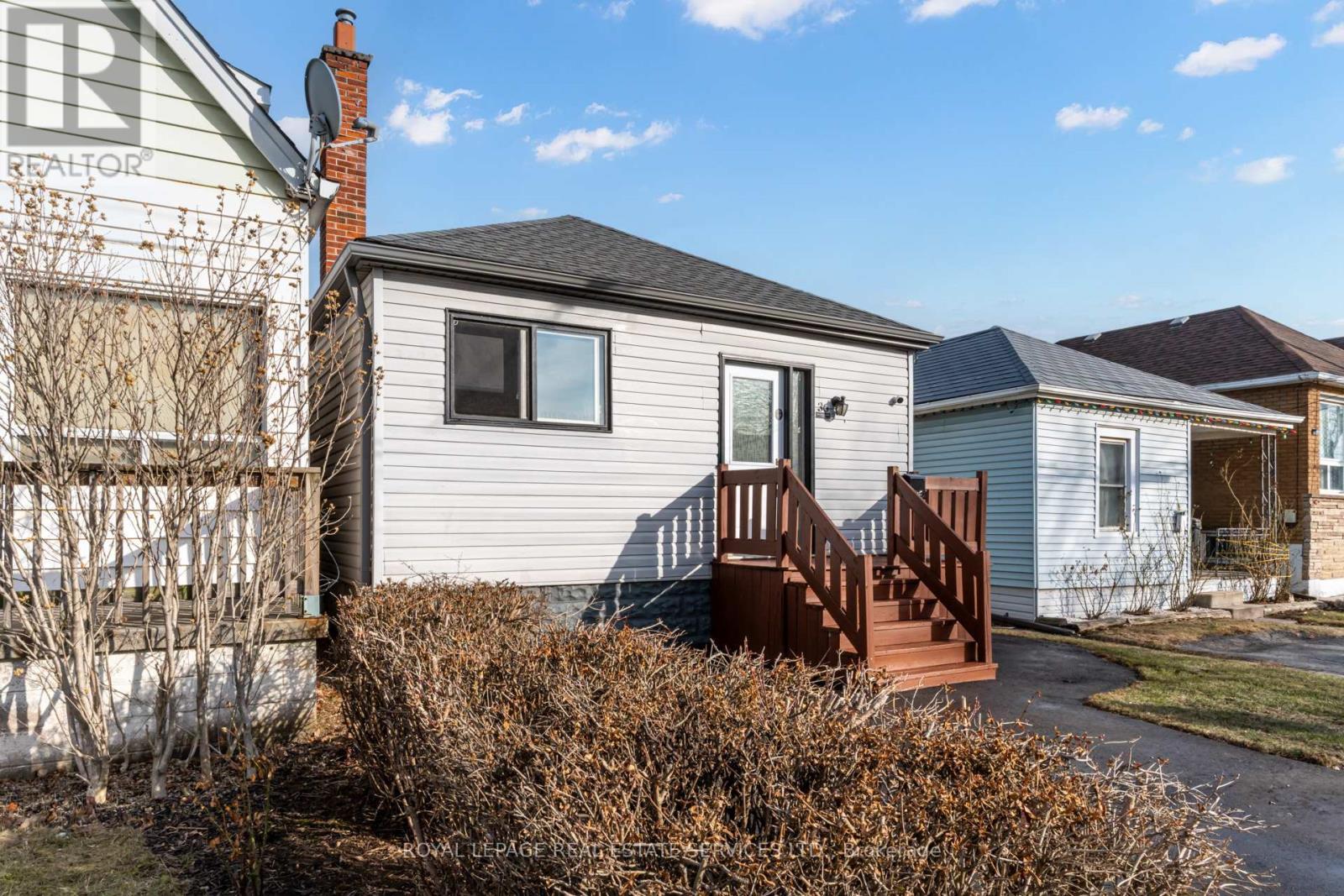 36 Harmony Avenue, Hamilton, ON - Outdoor