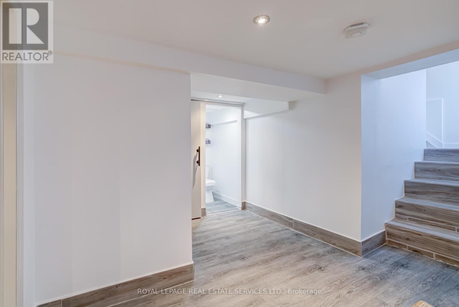 36 Harmony Avenue, Hamilton, ON - Indoor Photo Showing Other Room