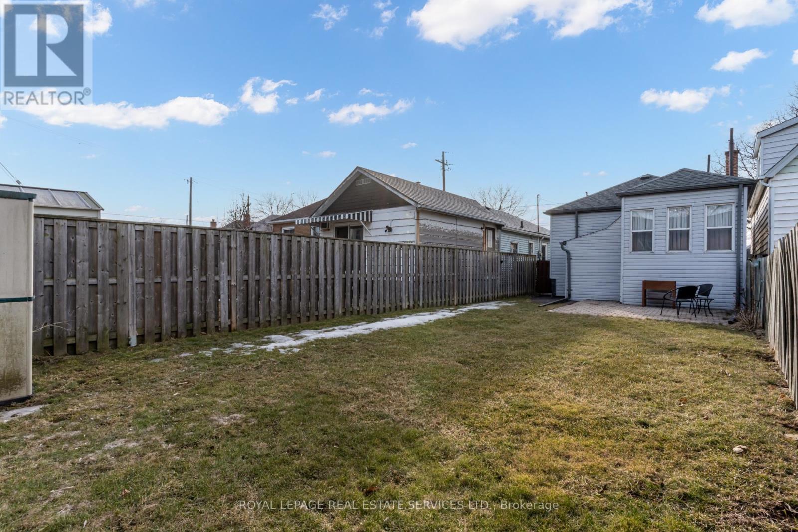 36 Harmony Avenue, Hamilton, ON - Outdoor
