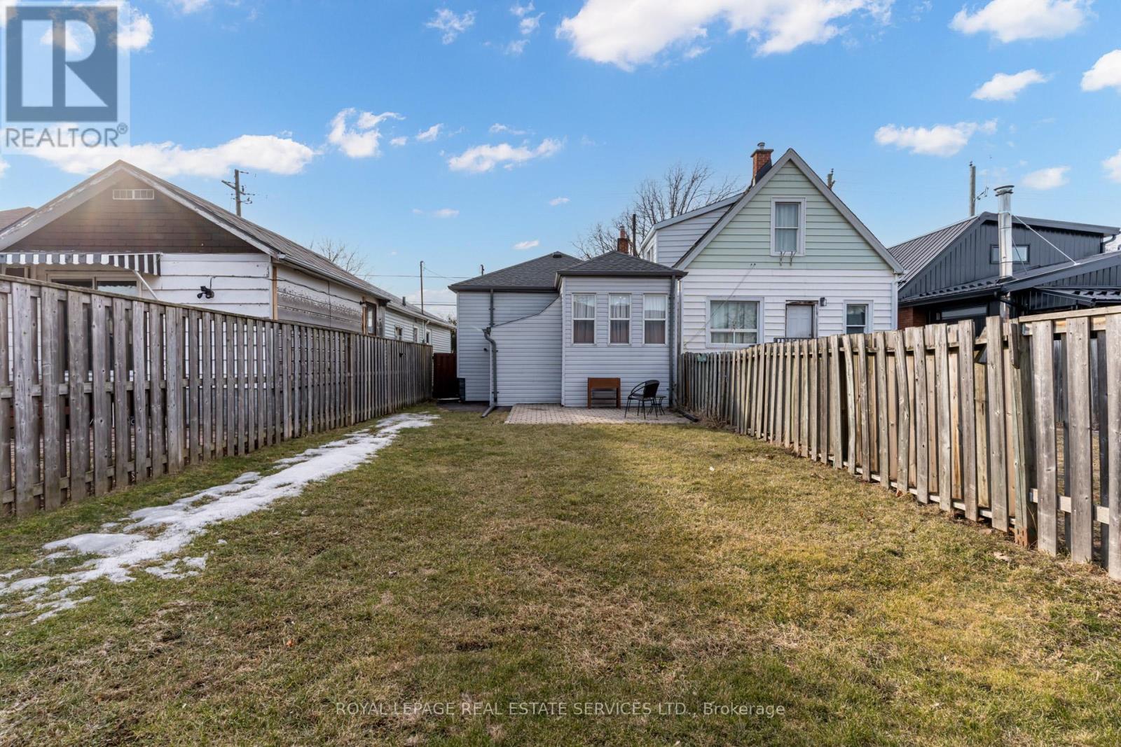 36 Harmony Avenue, Hamilton, ON - Outdoor