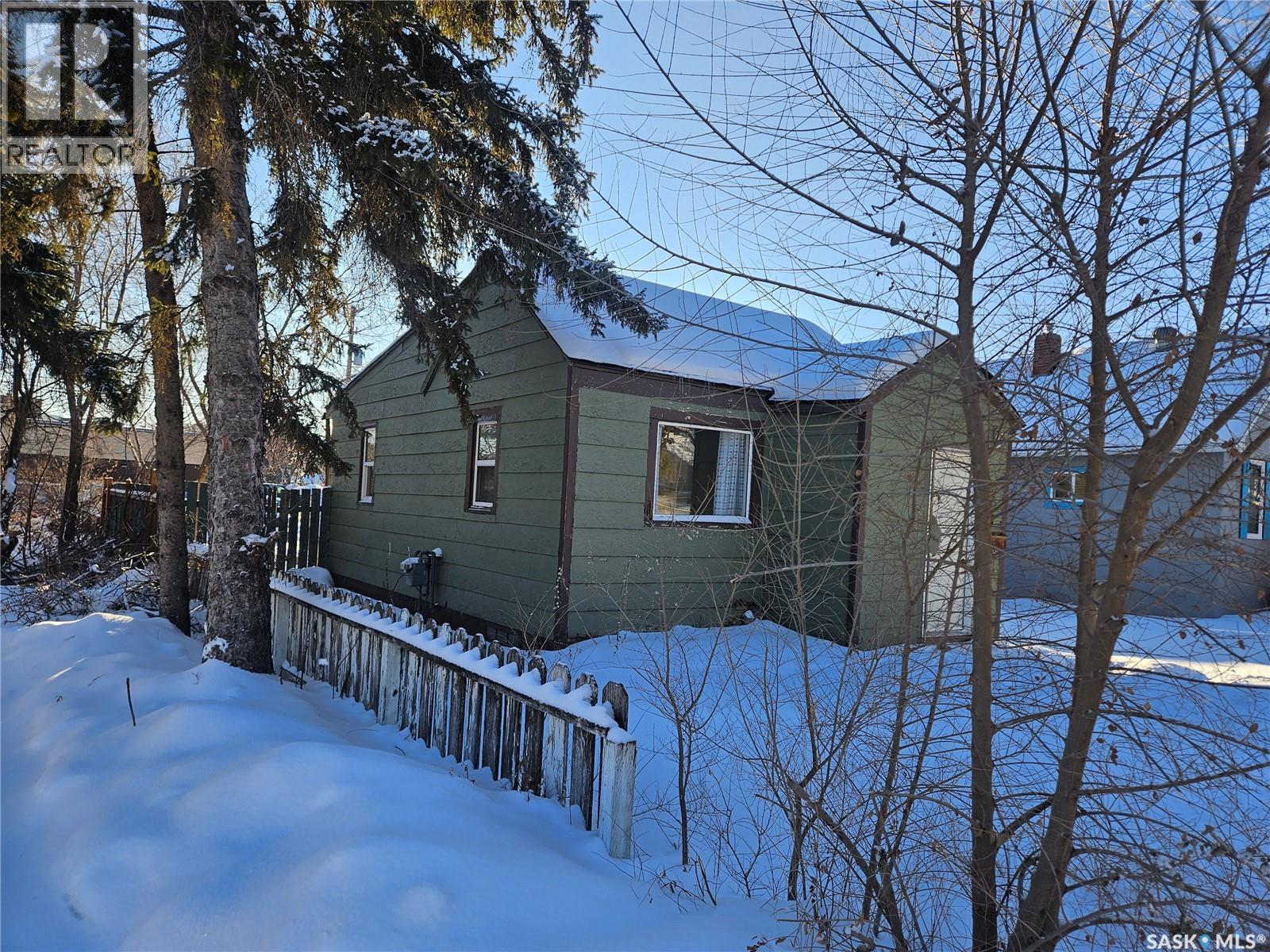 915 23Rd Street W, Saskatoon, SK - Outdoor