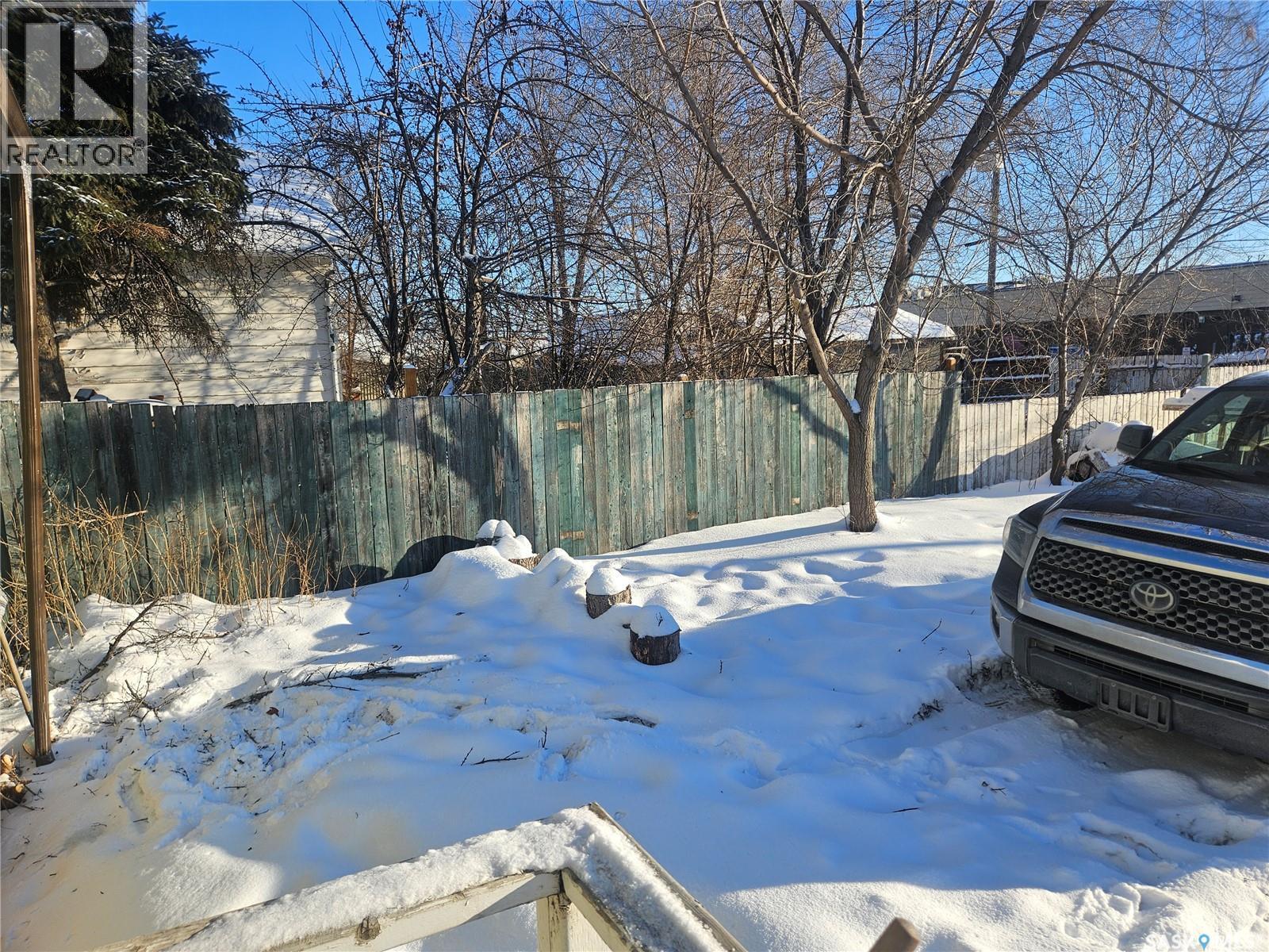 915 23Rd Street W, Saskatoon, SK - Outdoor