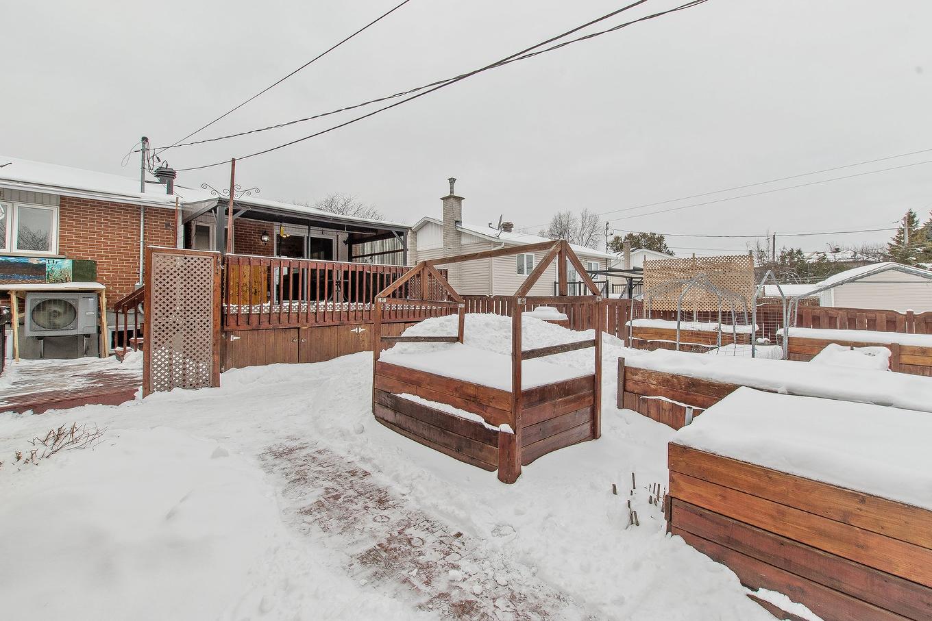 Backyard - 2045 Crois. De Clemency, Laval (Vimont), QC - Outdoor