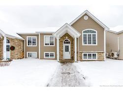 54 Croasdale ST Moncton, NB E1E 0A8