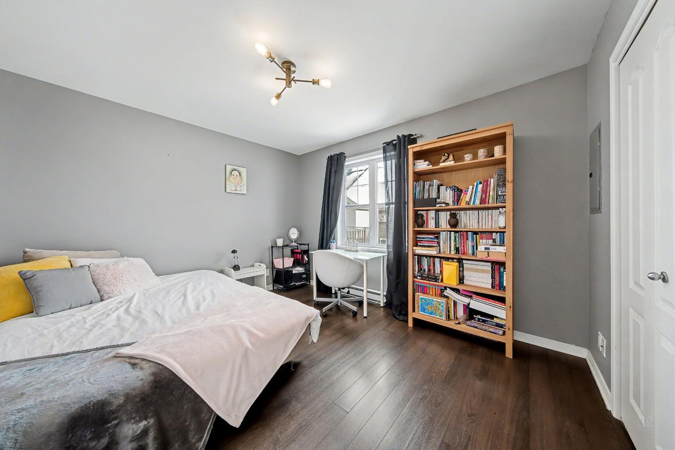 Chambre à coucher - 3635 Boul. De La Pinière, Terrebonne (Terrebonne), QC - Indoor Photo Showing Bedroom