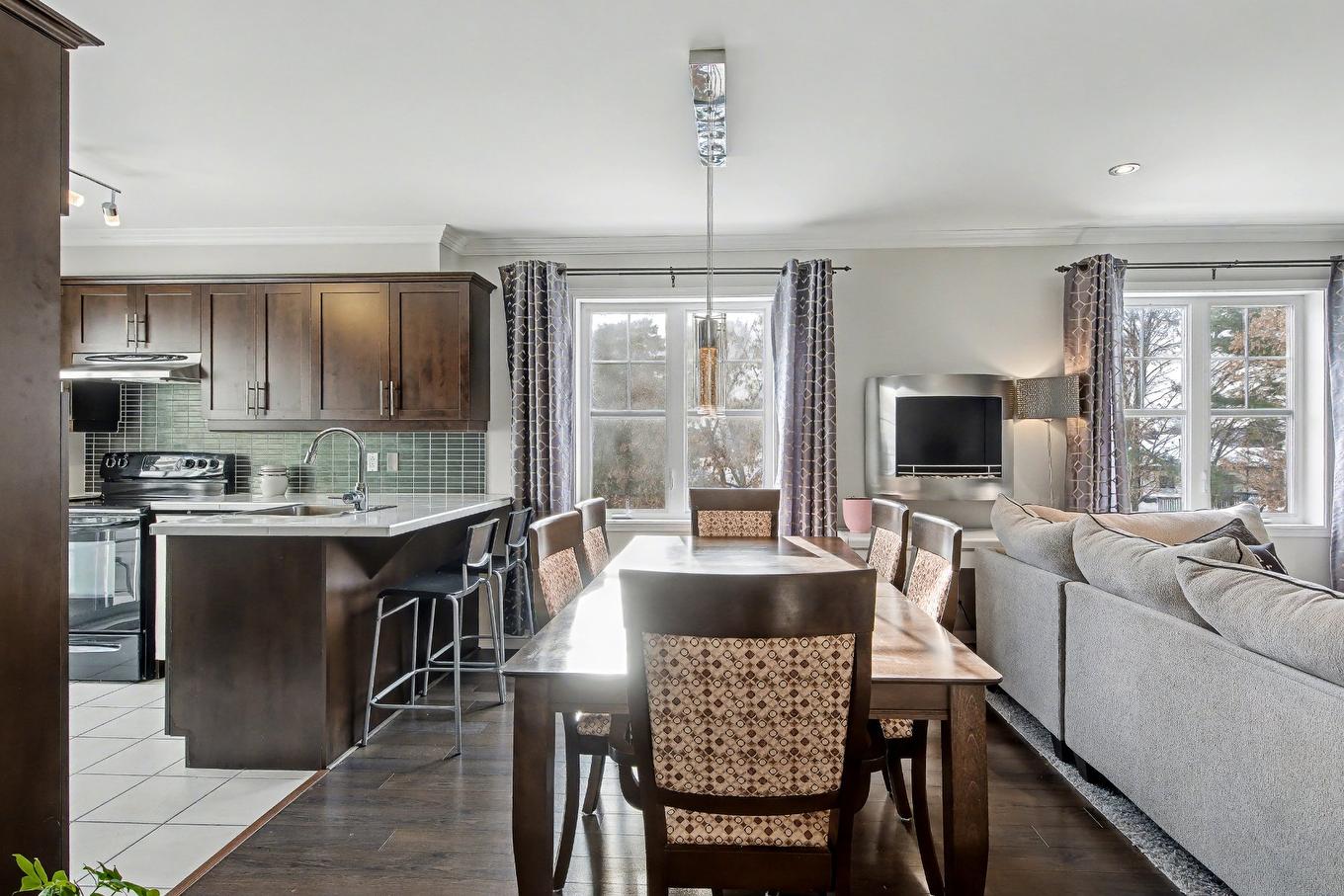 Salle à manger - 3635 Boul. De La Pinière, Terrebonne (Terrebonne), QC - Indoor