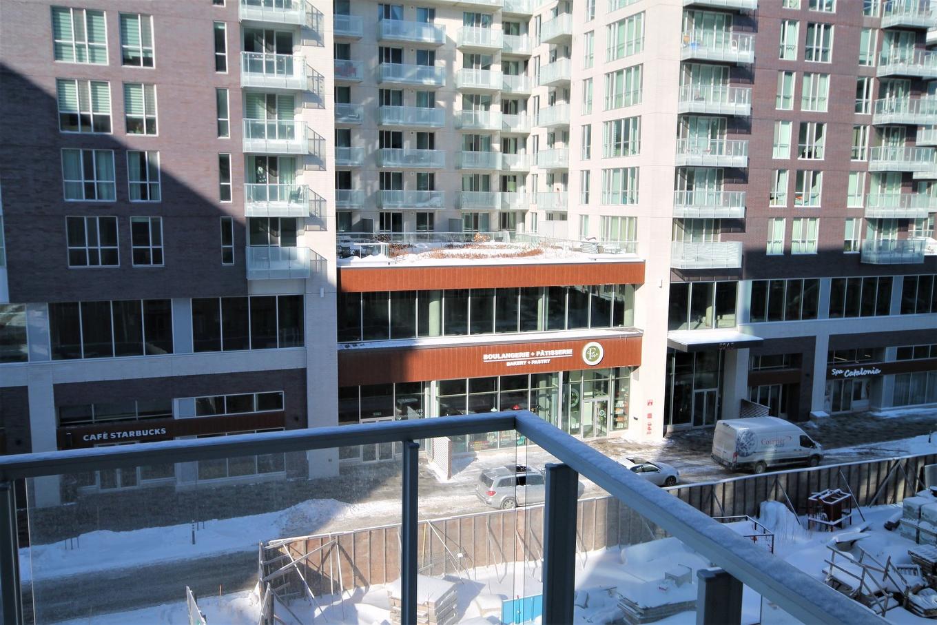 View - 504-5265 Rue Mackenzie, Montréal (Côte-Des-Neiges/Notre-Dame-De-Grâce), QC - Outdoor With Facade