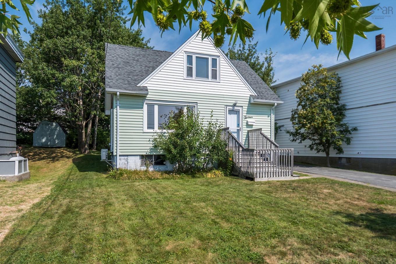 13 Convoy Avenue, Halifax, NS