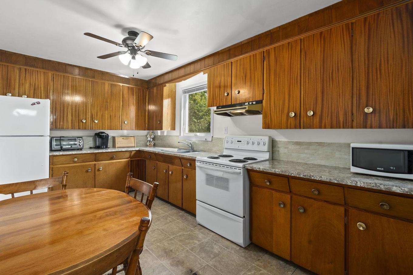 13 Convoy Avenue, Halifax, NS