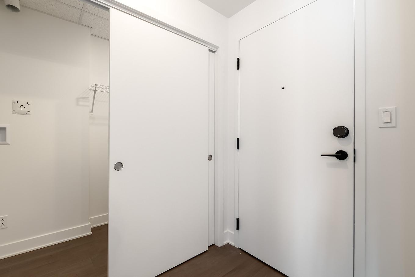 Salle de lavage - 510-7227 Boul. Newman, Montréal (Lasalle), QC - Indoor Photo Showing Other Room