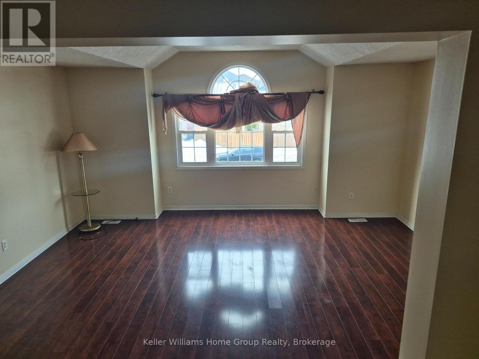 10 Donnenwerth Drive, Kitchener, ON - Indoor Photo Showing Other Room