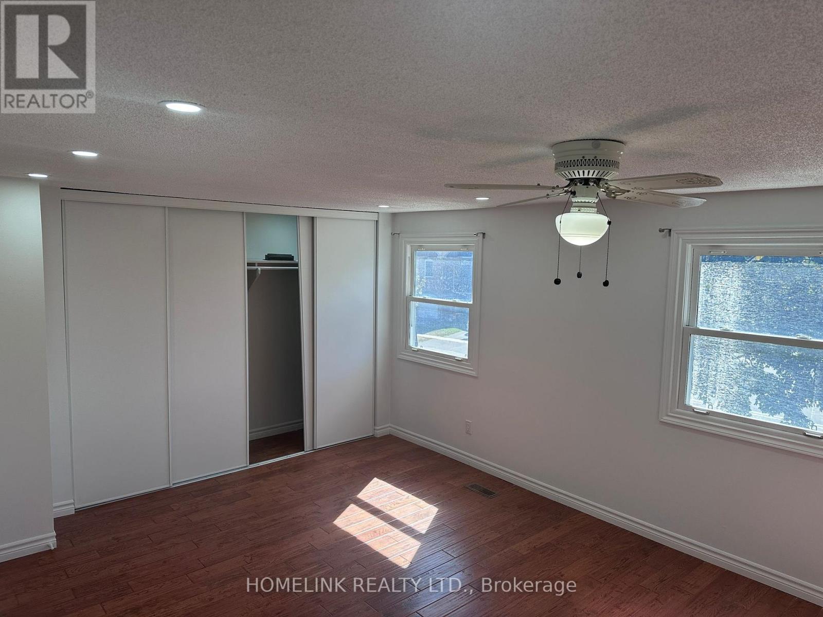 330 Ormond Drive, Oshawa, ON - Indoor Photo Showing Other Room