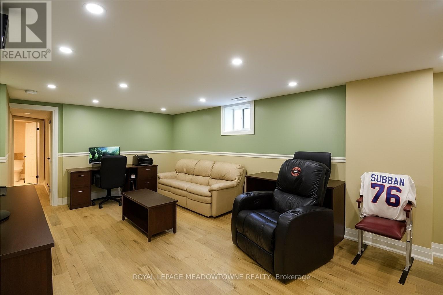 1149 Stanley Drive, Burlington, ON - Indoor Photo Showing Basement