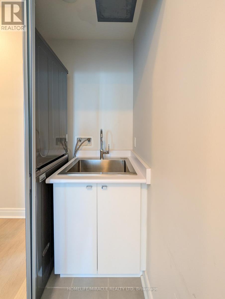 Lph3802 - 33 Shore Breeze Drive, Toronto, ON - Indoor