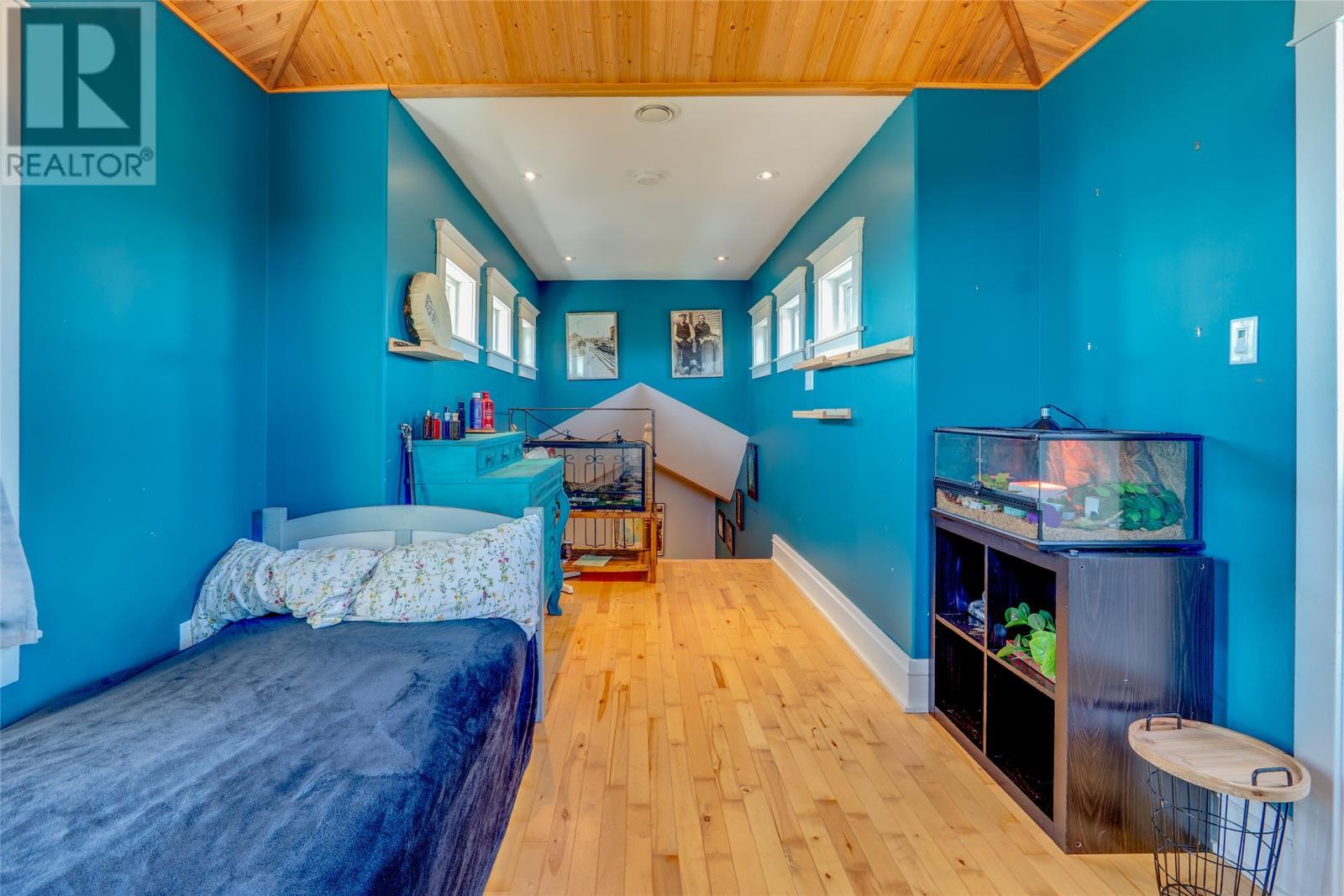 56 Pottles Lane, Upper Island Cove, NL - Indoor Photo Showing Bedroom