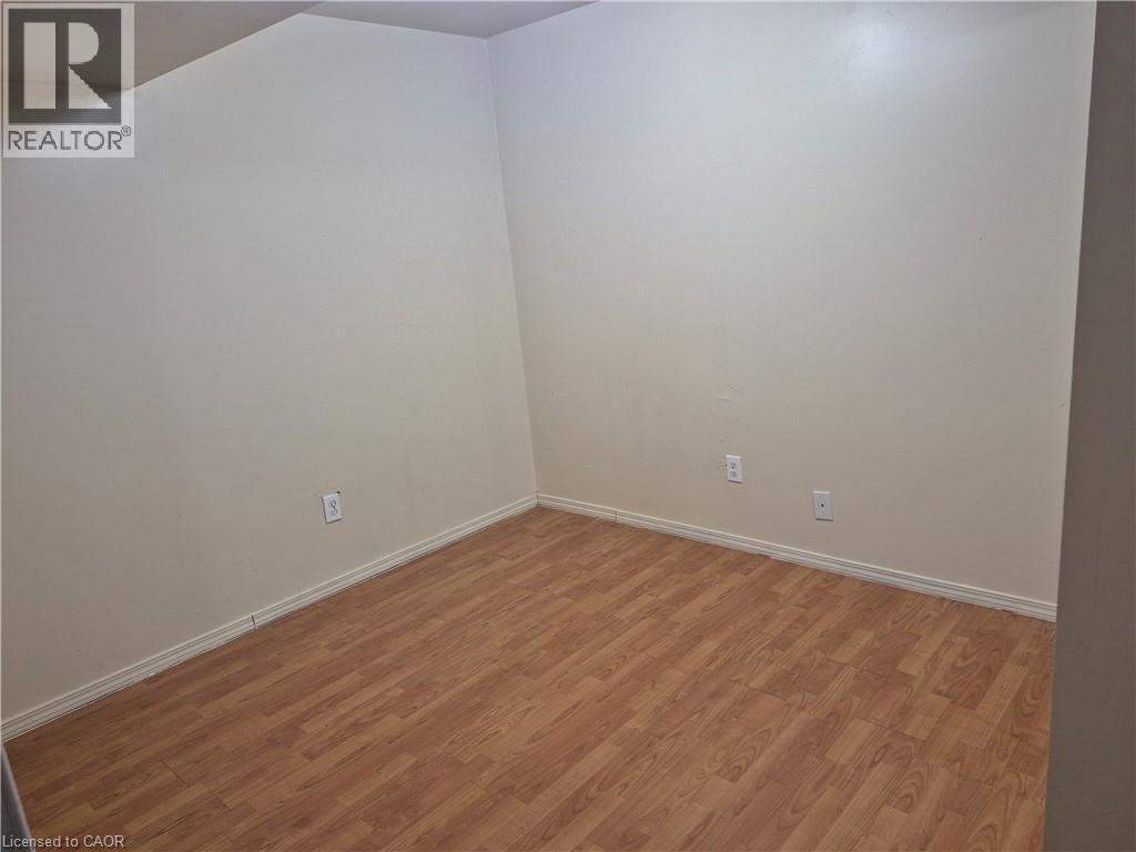 10 Donnenwerth Drive, Kitchener, ON - Indoor Photo Showing Other Room