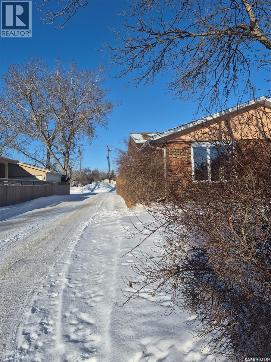 127 Hastings Crescent, Regina, SK - Outdoor With View