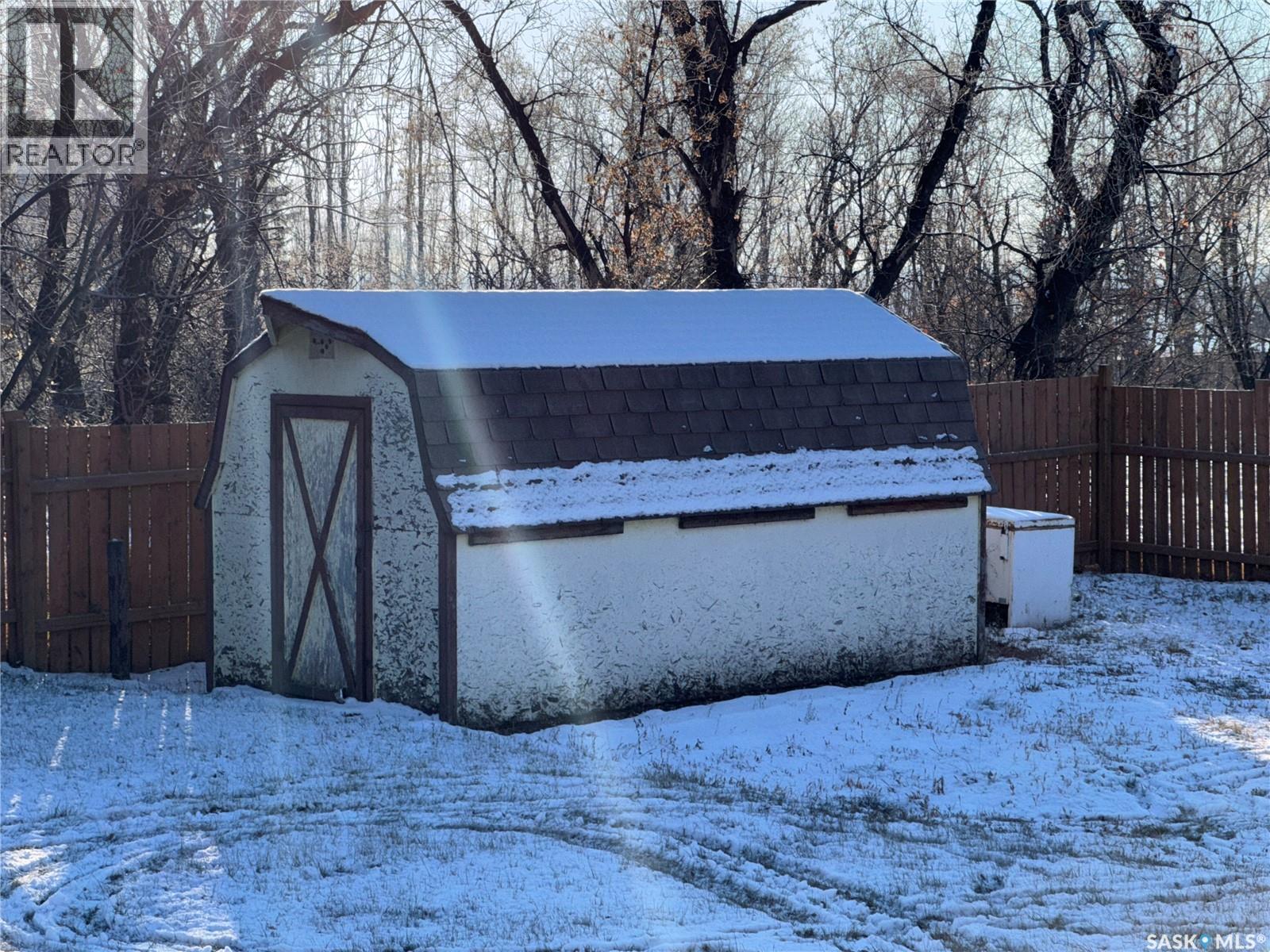 502 3Rd Avenue E, Biggar, SK - Outdoor