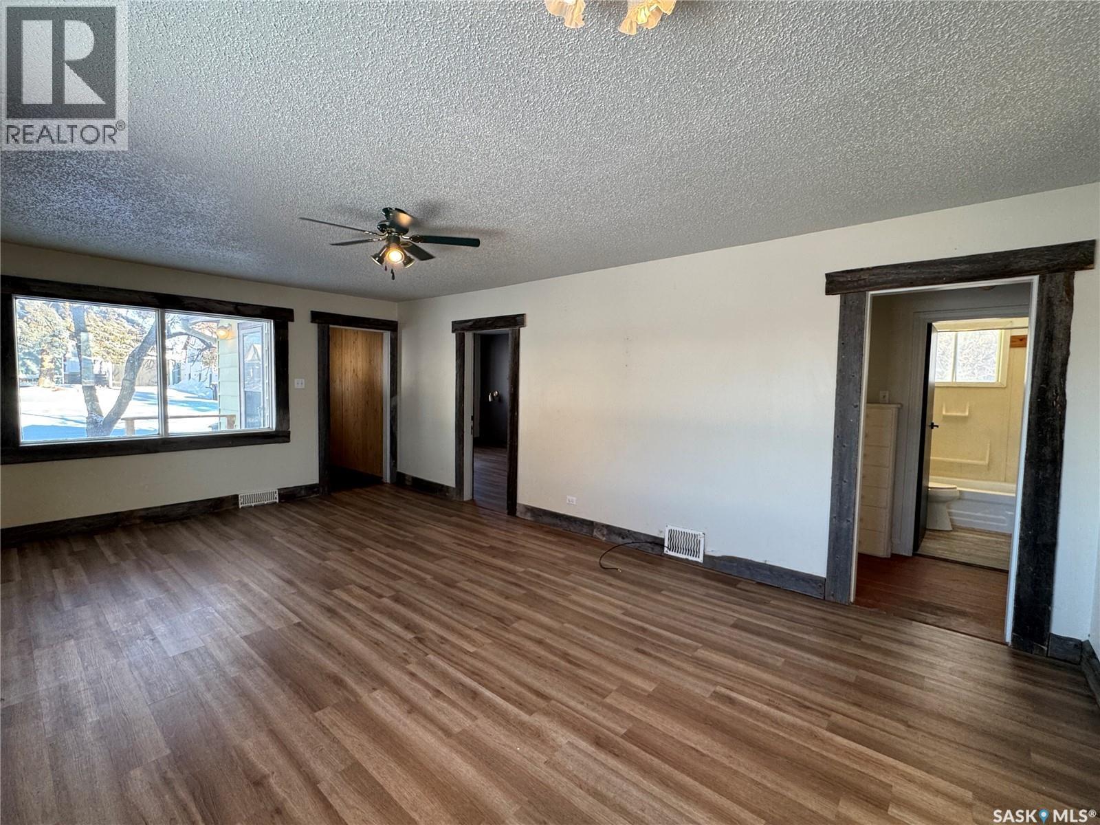 502 3Rd Avenue E, Biggar, SK - Indoor Photo Showing Other Room