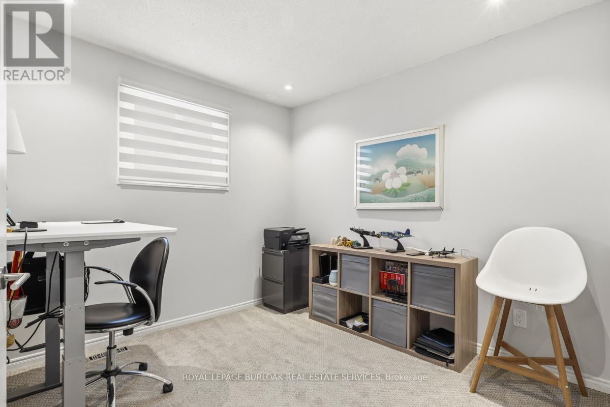 1219 Hammond Street, Burlington, ON - Indoor Photo Showing Office