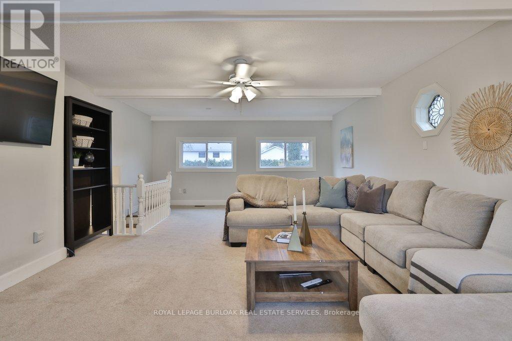 282 Pine Cove Road, Burlington, ON