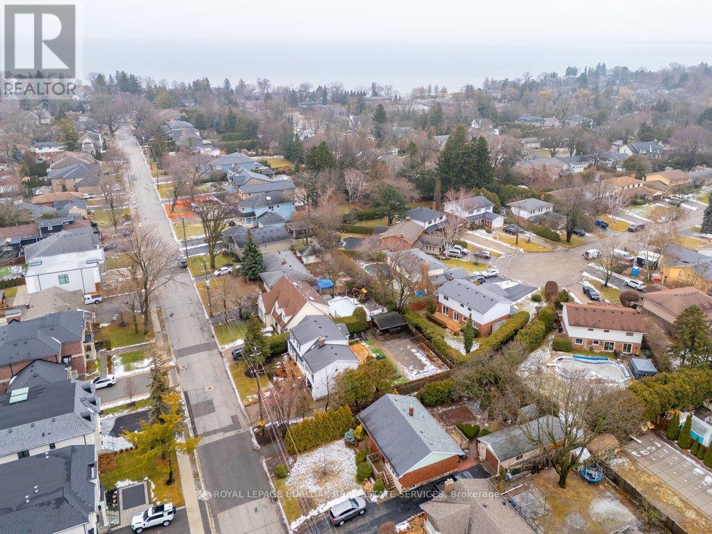 282 Pine Cove Road, Burlington, ON