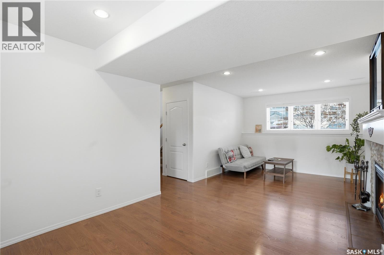 1410 Paton Crescent, Saskatoon, SK - Indoor Photo Showing Other Room