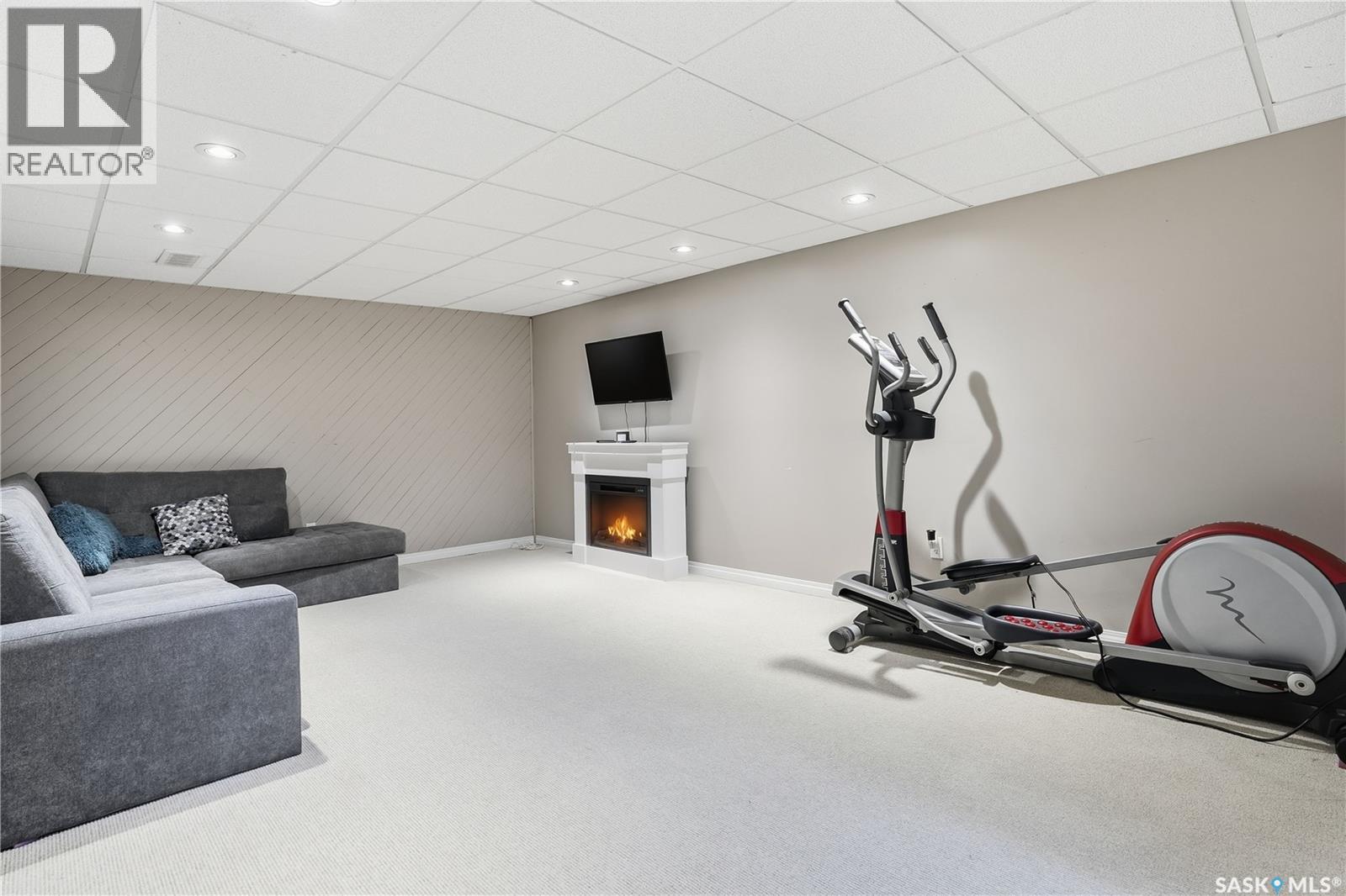 70 Paynter Crescent, Regina, SK - Indoor Photo Showing Gym Room
