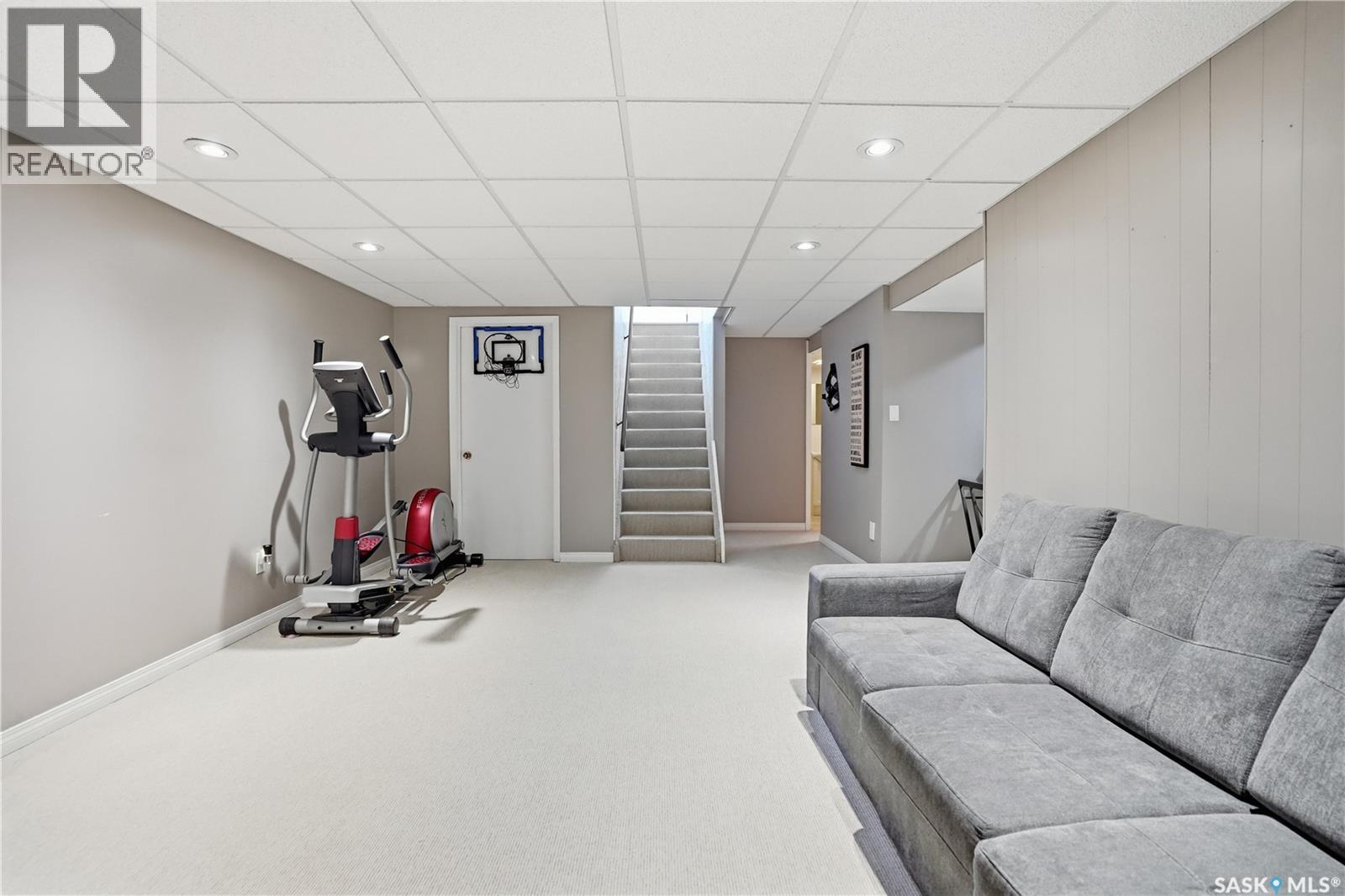 70 Paynter Crescent, Regina, SK - Indoor