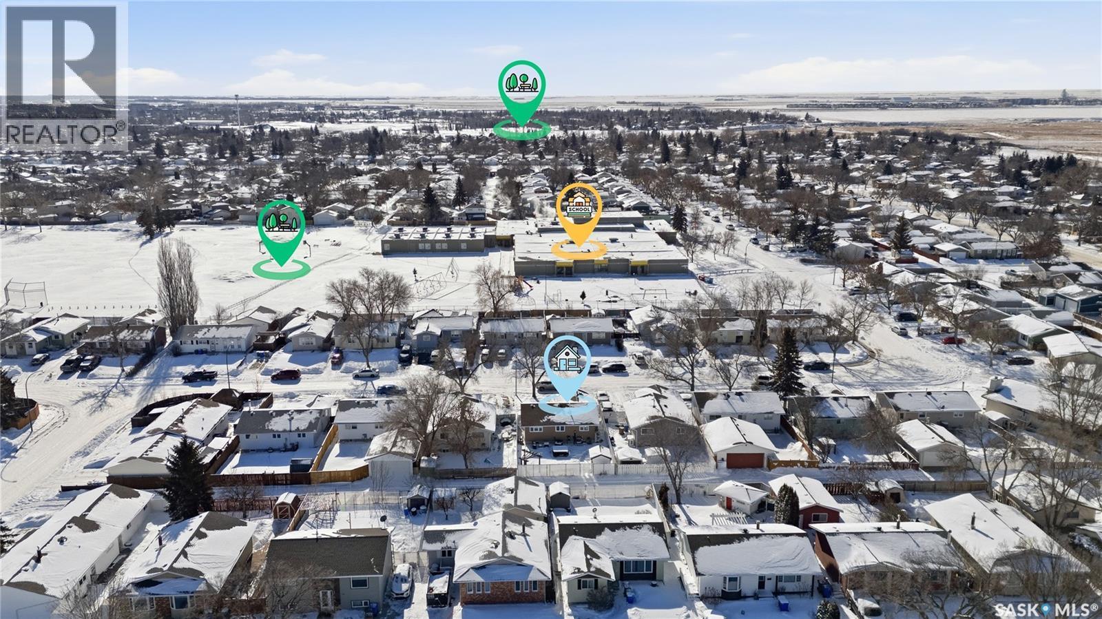 70 Paynter Crescent, Regina, SK - Outdoor With View