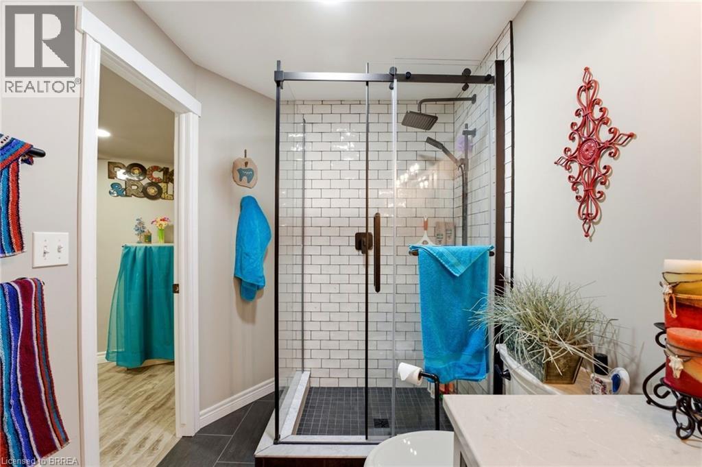 9 Millcroft Drive, Simcoe, ON - Indoor Photo Showing Bathroom