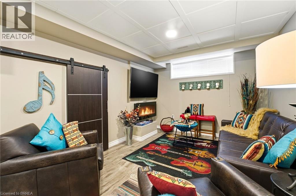 9 Millcroft Drive, Simcoe, ON - Indoor Photo Showing Other Room