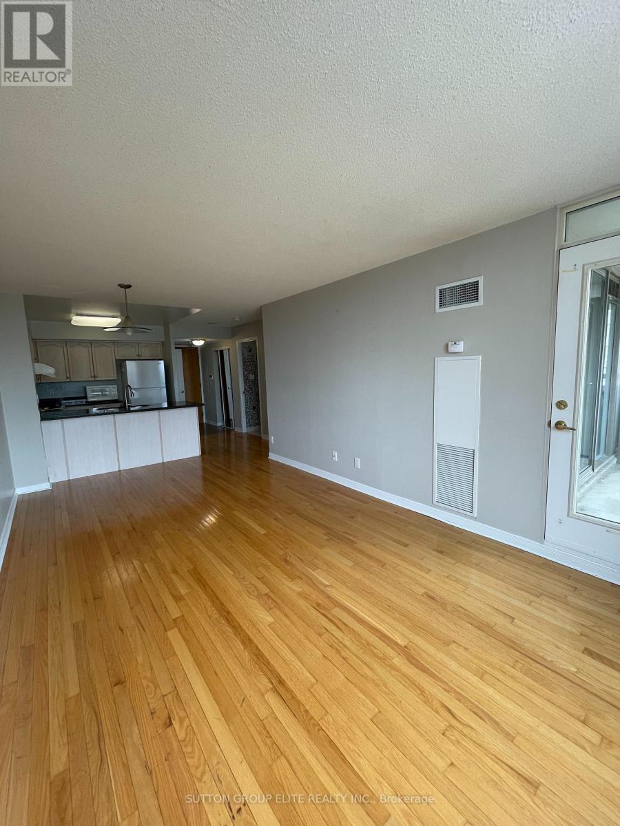 514 - 19 Northern Heights Drive, Richmond Hill, ON - Indoor