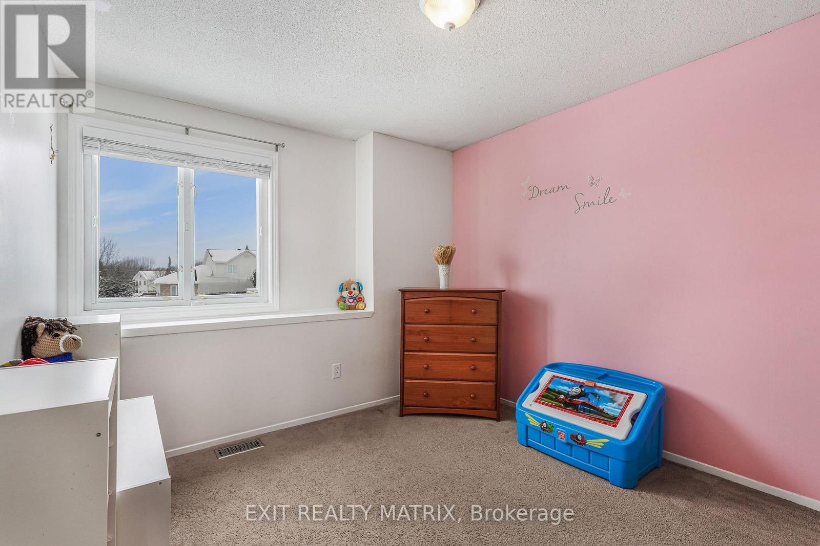 2721 Glen Street, Ottawa, ON - Indoor