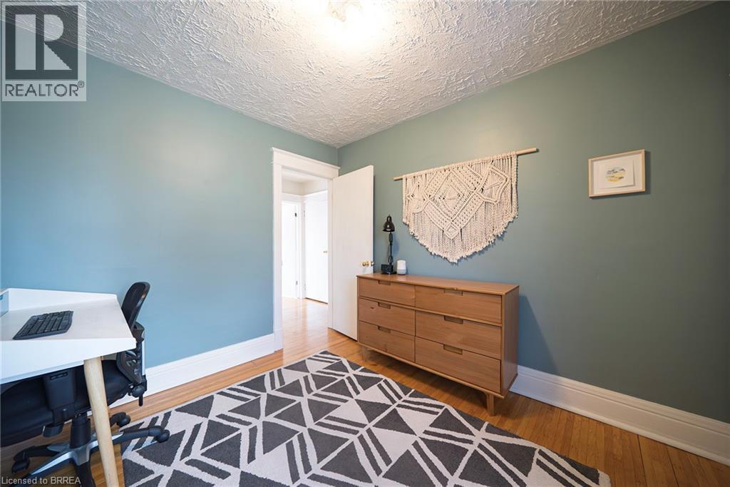 35 Rutherford Avenue, Hamilton, ON - Indoor