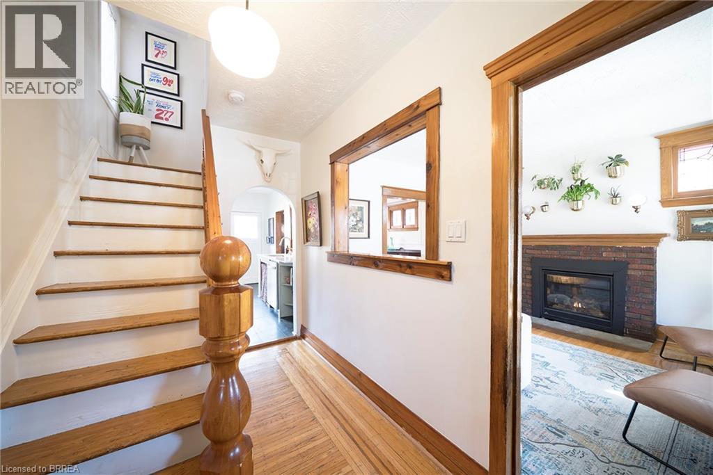 35 Rutherford Avenue, Hamilton, ON - Indoor Photo Showing Other Room With Fireplace