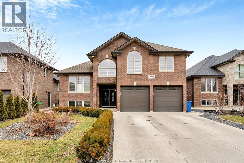 2988 Ruth Road, Windsor, ON - Outdoor With Facade