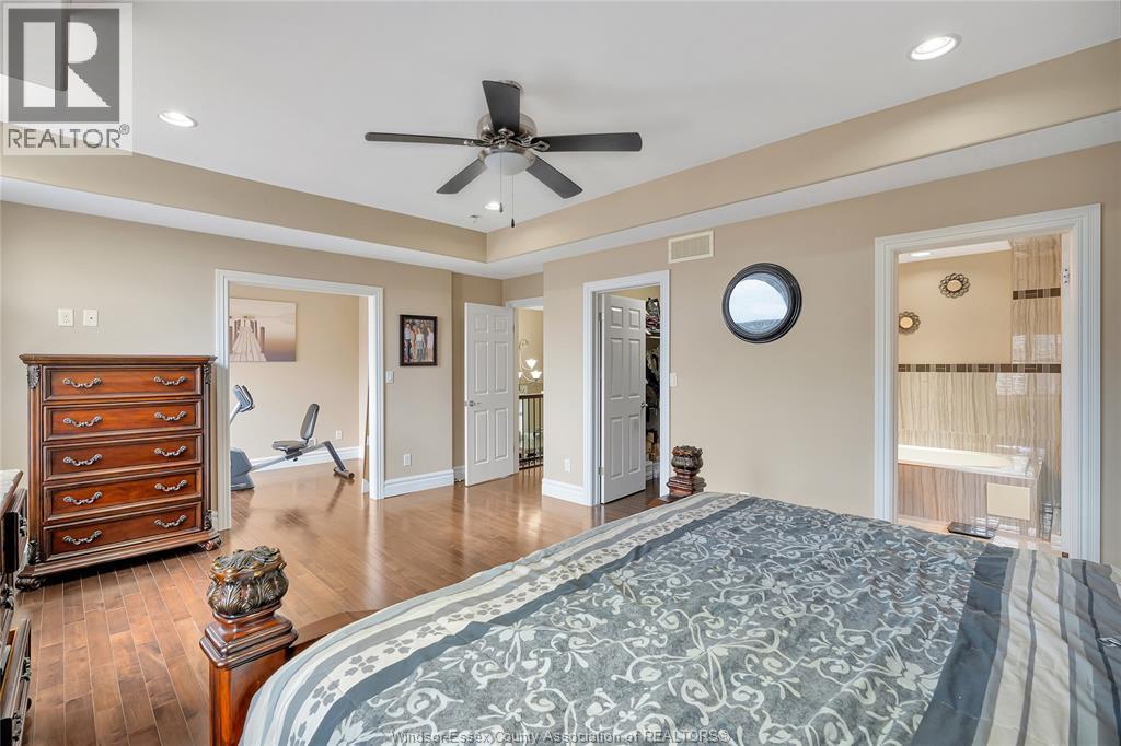 2988 Ruth Road, Windsor, ON - Indoor Photo Showing Bedroom