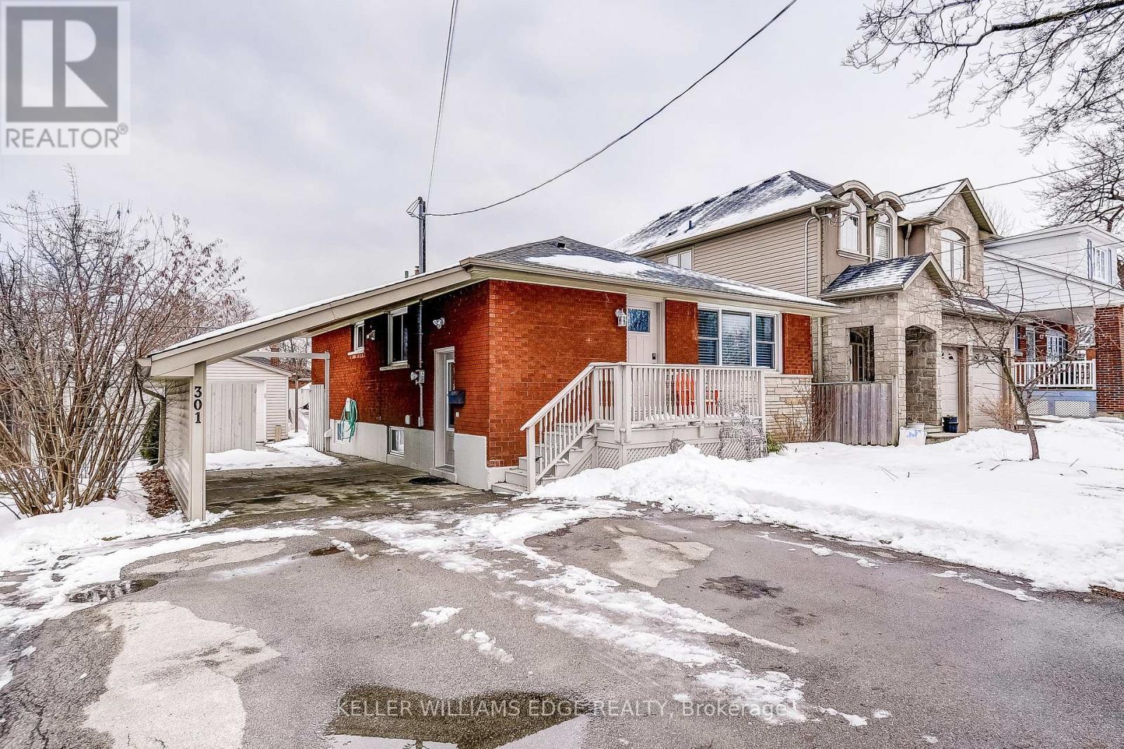 301 East 43Rd Street, Hamilton, ON - Outdoor With Facade